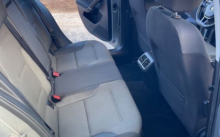 Volkswagen Golf 1.6 TDI BlueMotion Comfortline full