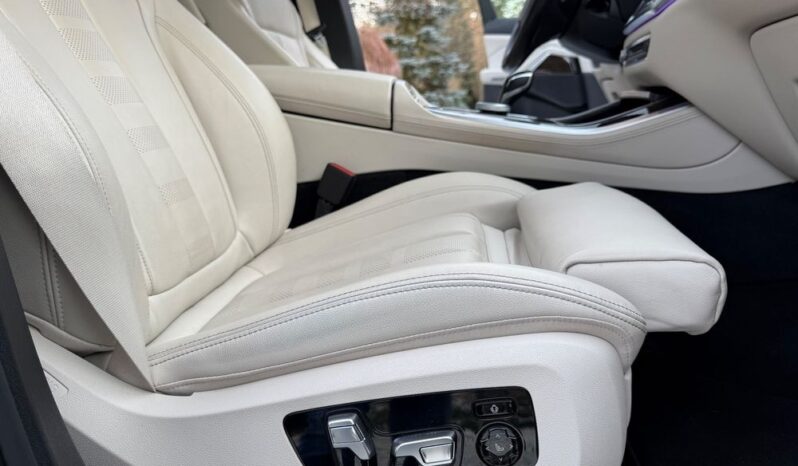 BMW X5 xDrive40i full