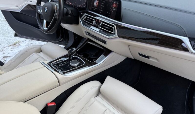 BMW X5 xDrive40i full