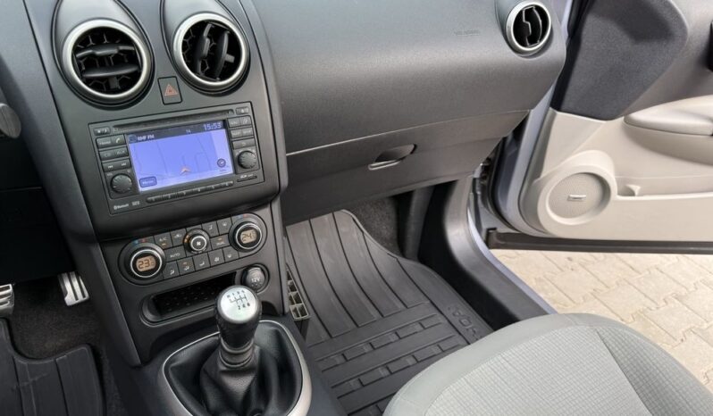 Nissan Qashqai 2.0 4 x 4 tekna full