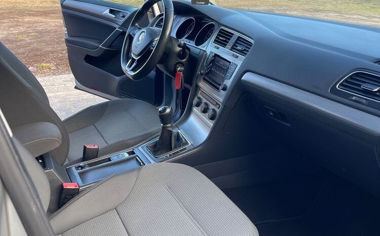 Volkswagen Golf 1.6 TDI BlueMotion Comfortline full