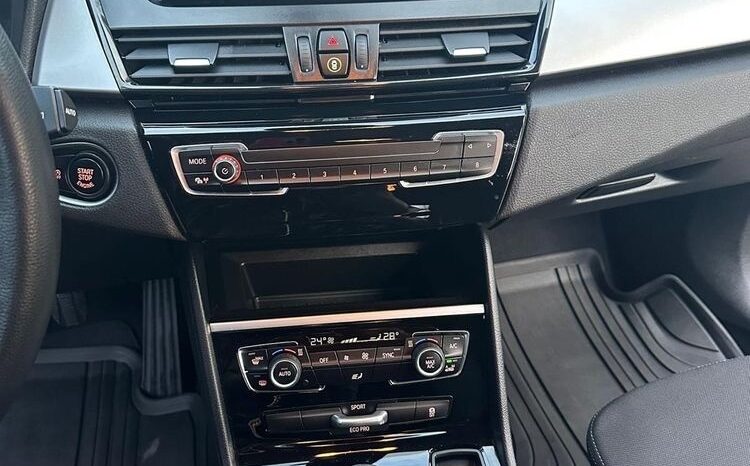BMW Seria 2 218d Active Tourer Luxury Line full