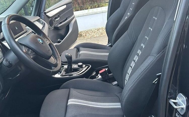 BMW Seria 2 218d Active Tourer Luxury Line full