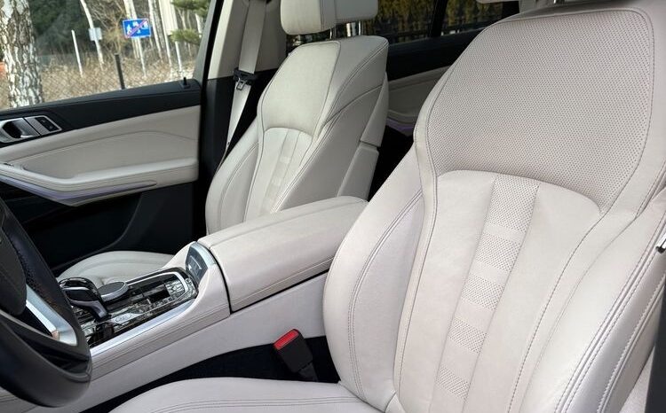 BMW X5 xDrive40i full