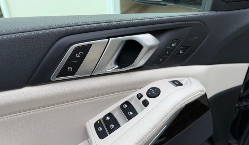 BMW X5 xDrive40i full