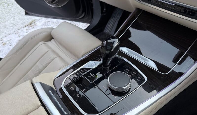 BMW X5 xDrive40i full