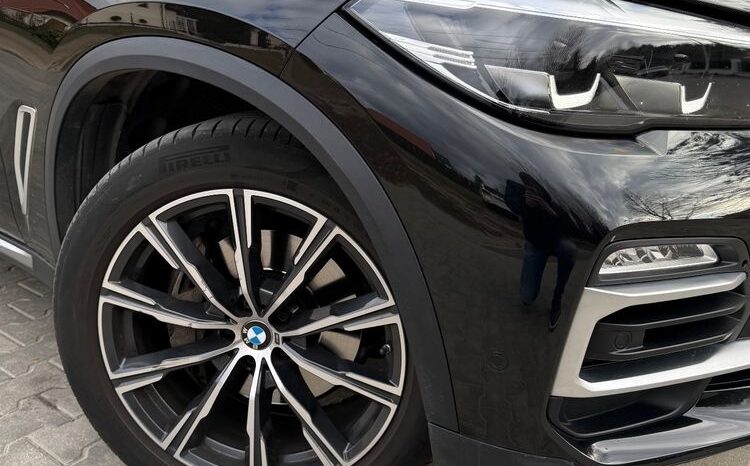 BMW X5 xDrive40i full