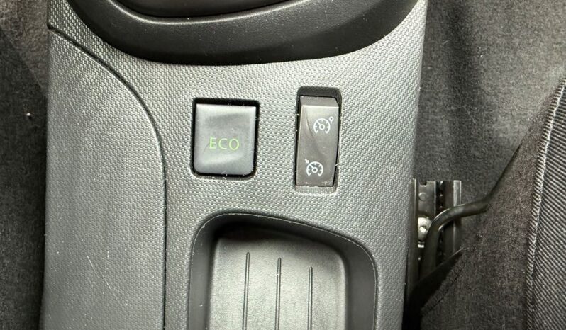 Renault Captur 0.9 Energy TCe Life EU6 full