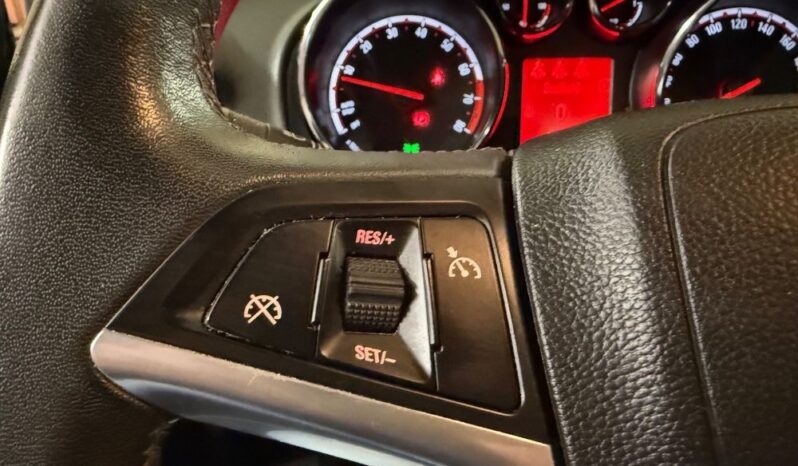 Opel Meriva 1.4 T Design Edition full