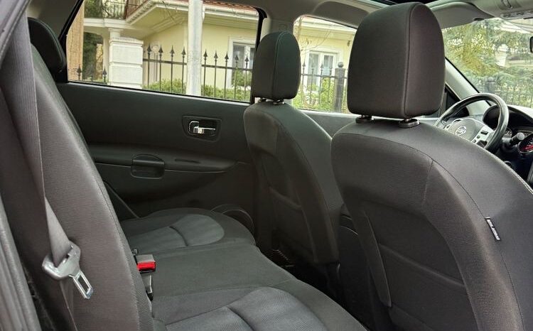 Nissan Qashqai+2 2.0 4×4 Tekna CVT full