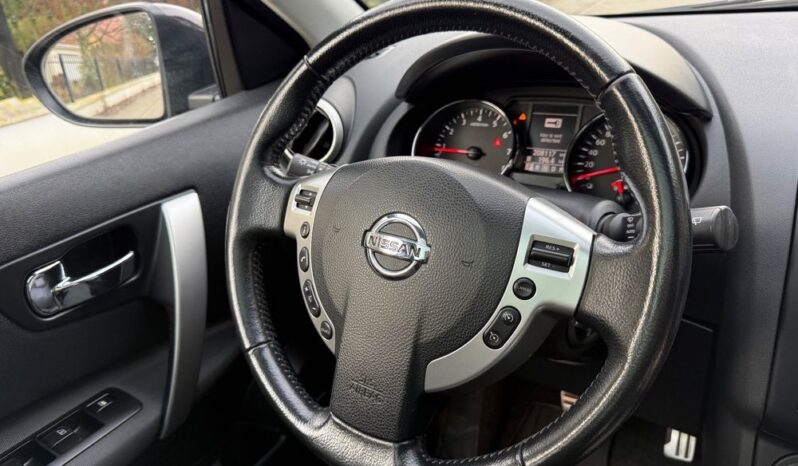 Nissan Qashqai+2 2.0 4×4 Tekna CVT full