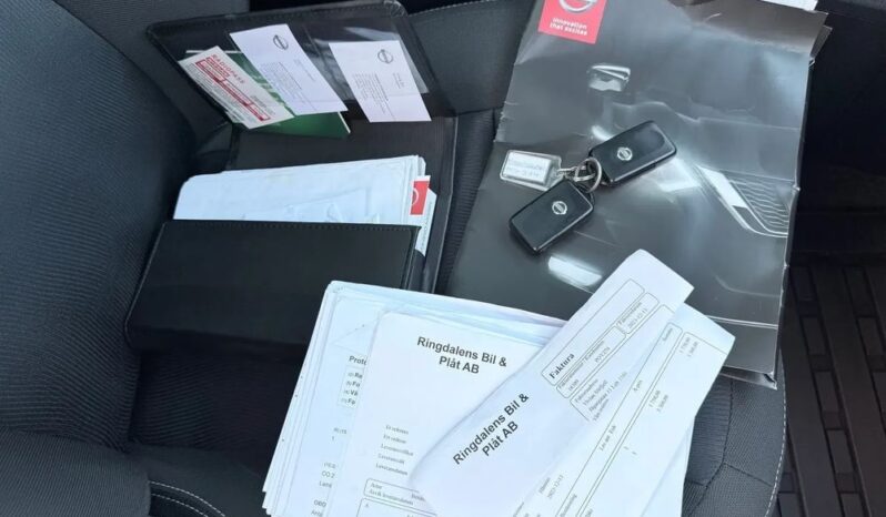 Nissan Qashqai+2 2.0 4×4 Tekna CVT full