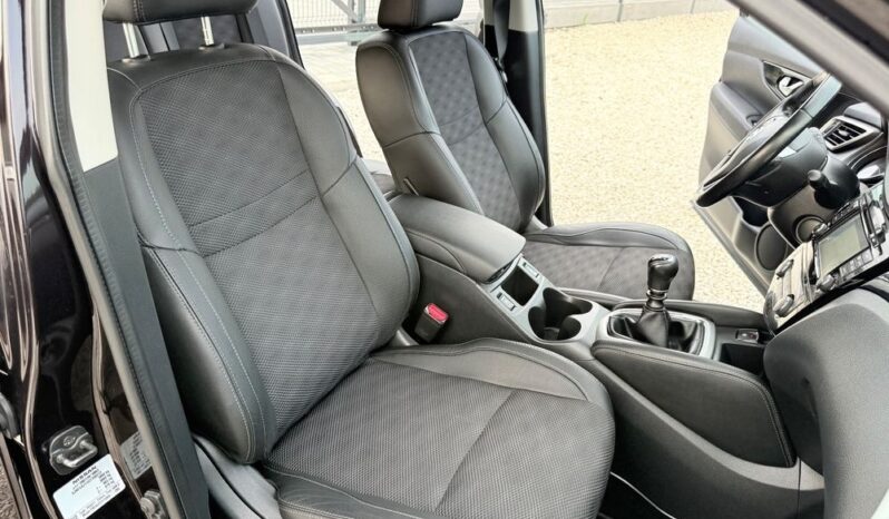 Nissan Qashqai 1.2 DIG-T TEKNA+ full
