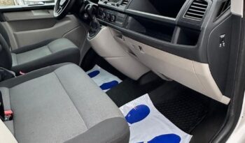 Volkswagen Transporter full