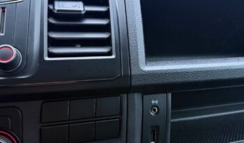Volkswagen Transporter full