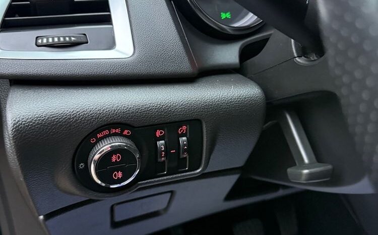 Opel Astra 1.4 Turbo full