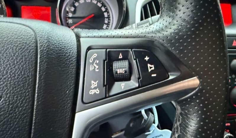 Opel Astra 1.4 Turbo full