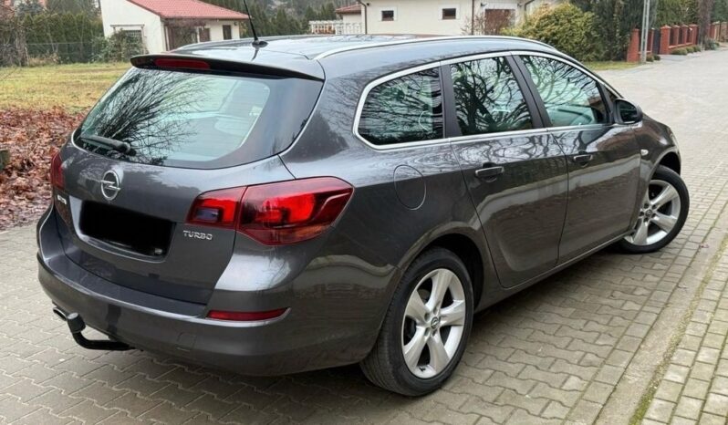 Opel Astra 1.4 Turbo full