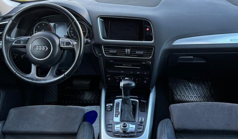 Audi Q5 full