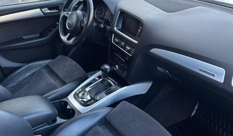 Audi Q5 full