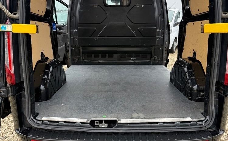 Ford Transit Custom full