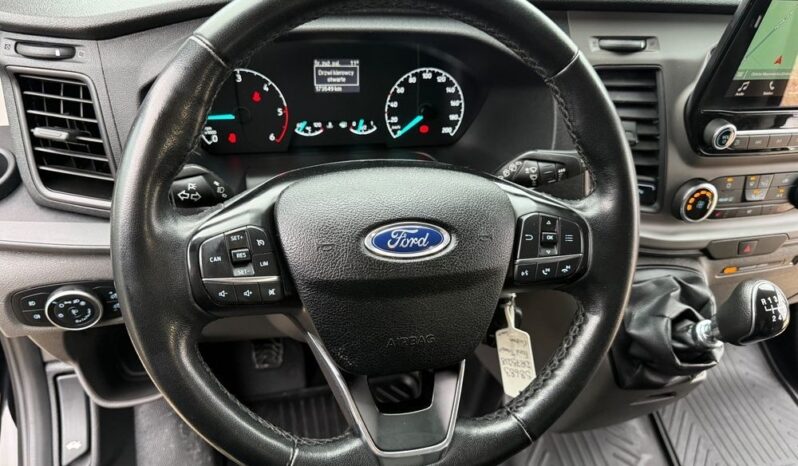 Ford Transit Custom full