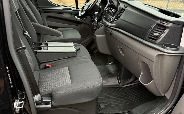 Ford Transit Custom full
