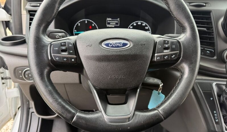 Ford Transit Custom full