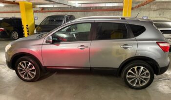 Nissan Qashqai 2.0 dCi 4 x 4 DPF tekna full