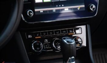 Skoda Superb Combi 2.0 TDI DSG Premium Edition full