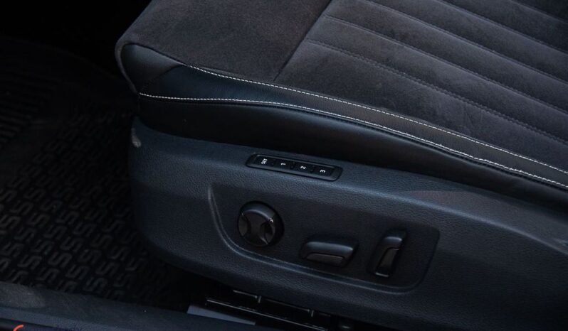 Skoda Superb Combi 2.0 TDI DSG Premium Edition full