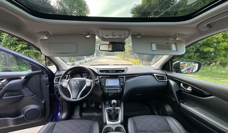 Nissan Qashqai 1.2 DIG-T Tekna full