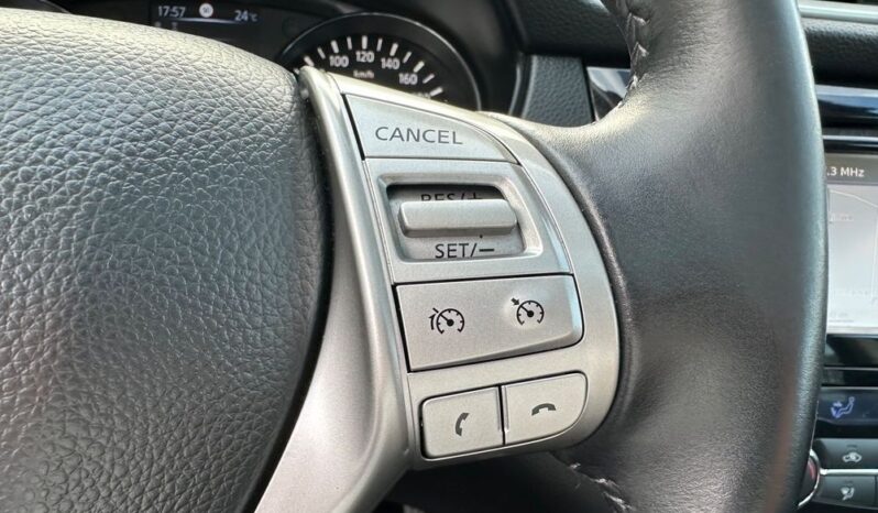Nissan Qashqai 1.2 DIG-T Tekna full