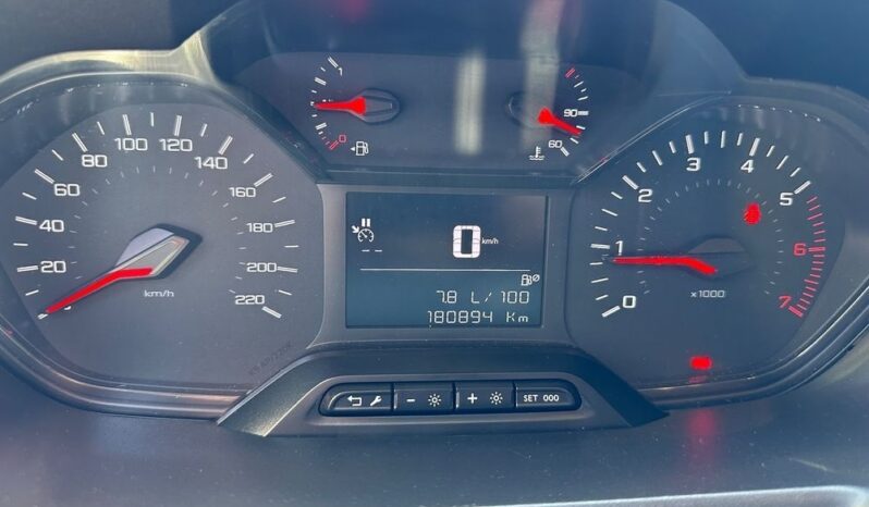 Peugeot Partner full