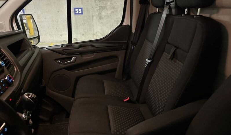 Ford Transit Custom full