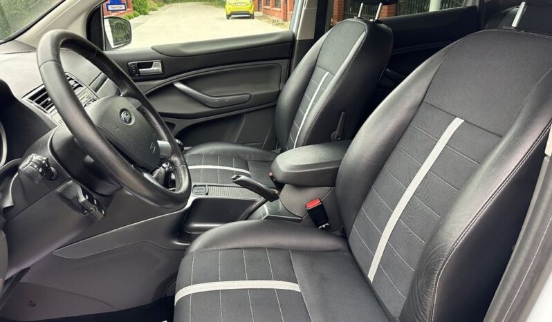 Ford Kuga 2.0 TDCi 4WD Titanium full