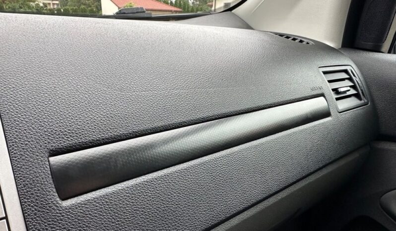 Ford Kuga 2.0 TDCi 4WD Titanium full