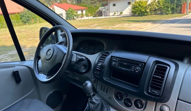 Opel Vivaro full
