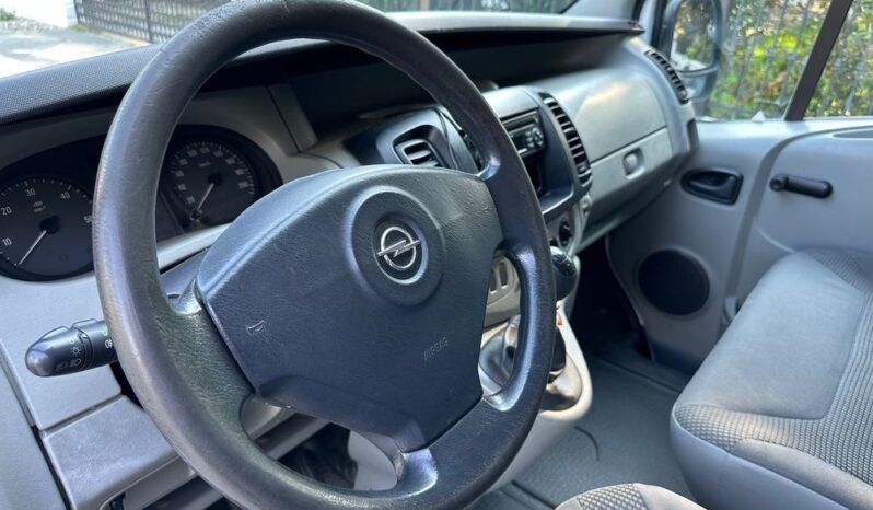 Opel Vivaro full