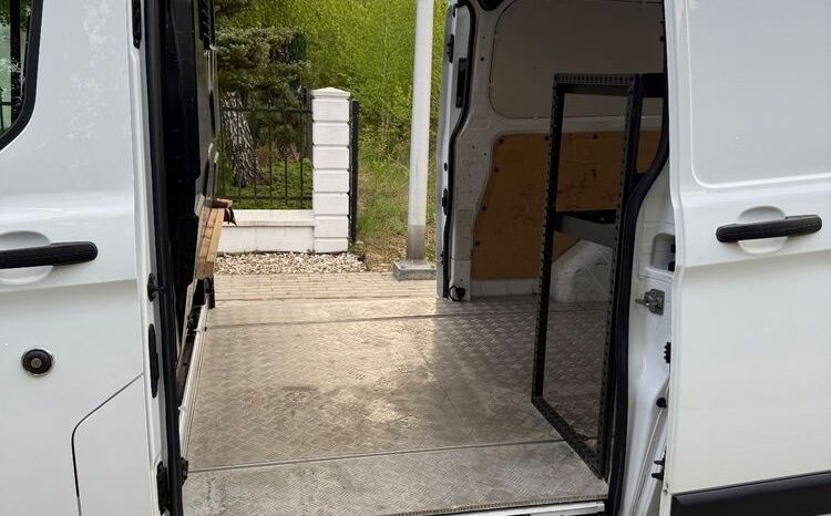 Ford Transit Custom full