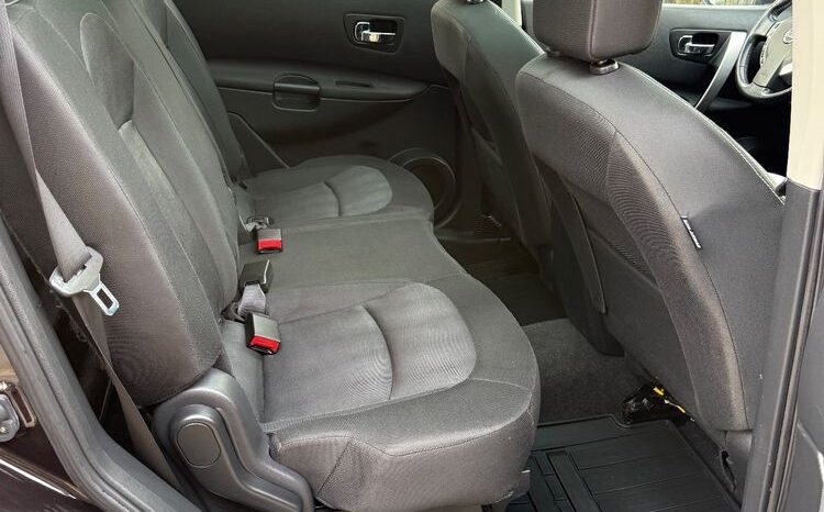 Nissan Qashqai+2 2.0 4×4 Tekna CVT full